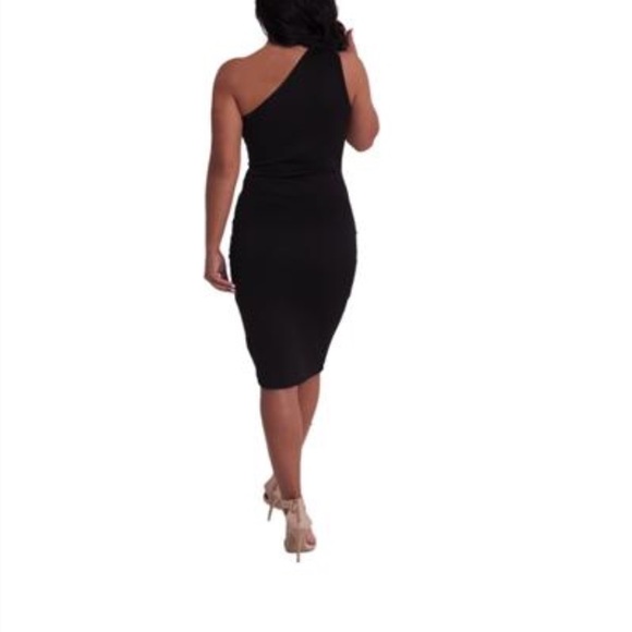 Sexy Black Dress Cut Out Detail  ❤️FINAL price ❤️ - Picture 2 of 2